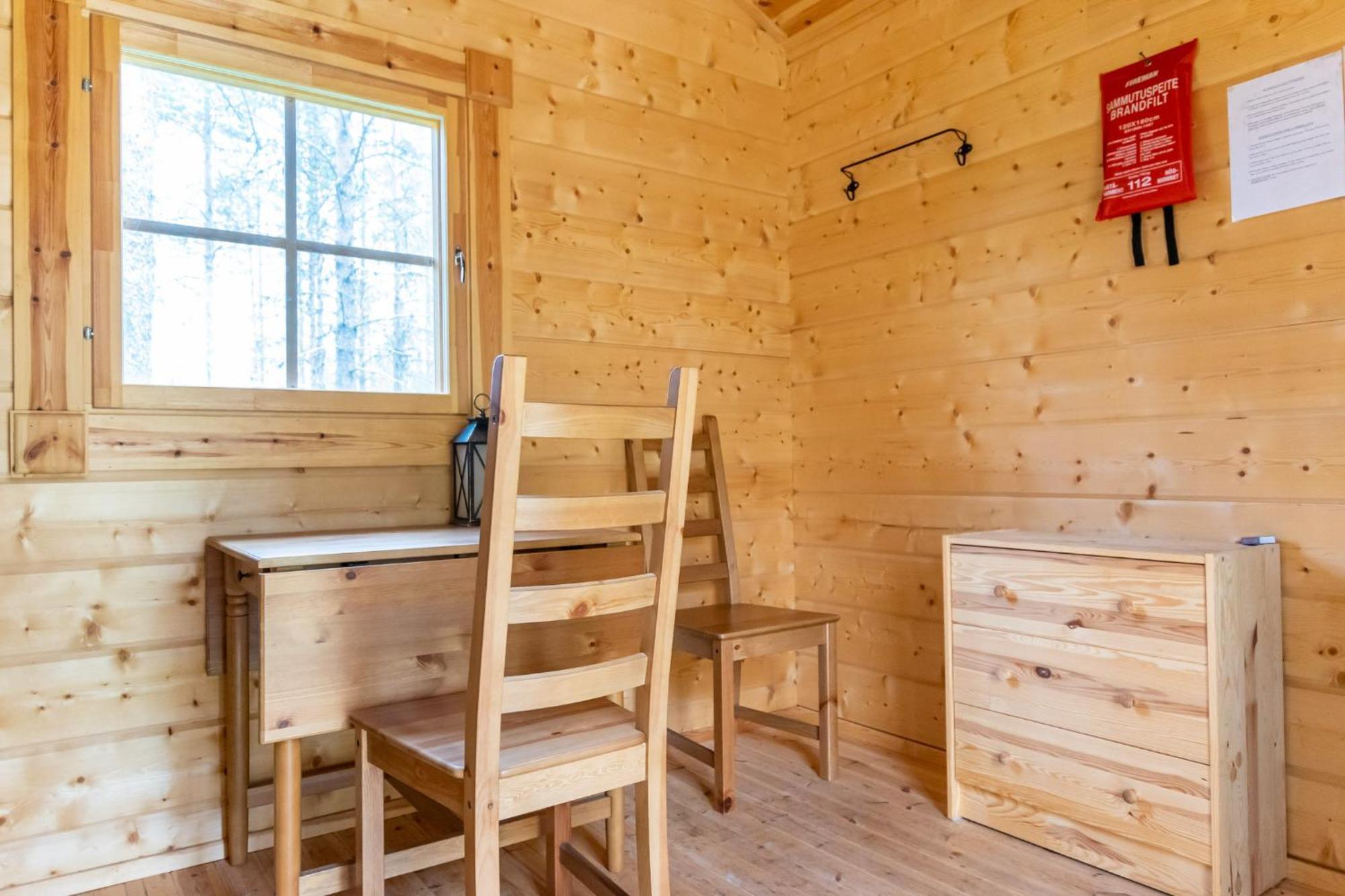 Karhunkierros Cabins & Huts Salla Buitenkant foto